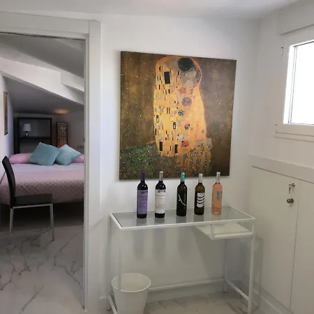 Airva: Apartamento Marti Monso Valladolid Buitenkant foto